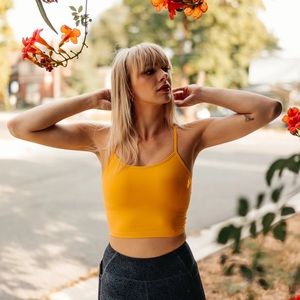 Senita Athletics - Ava Crop Top